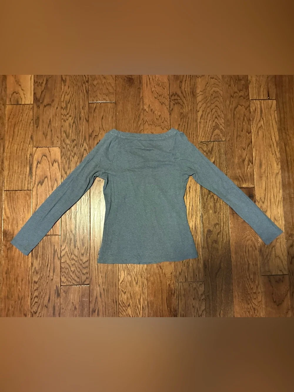 Casual long sleeve top - Picture 2 of 3